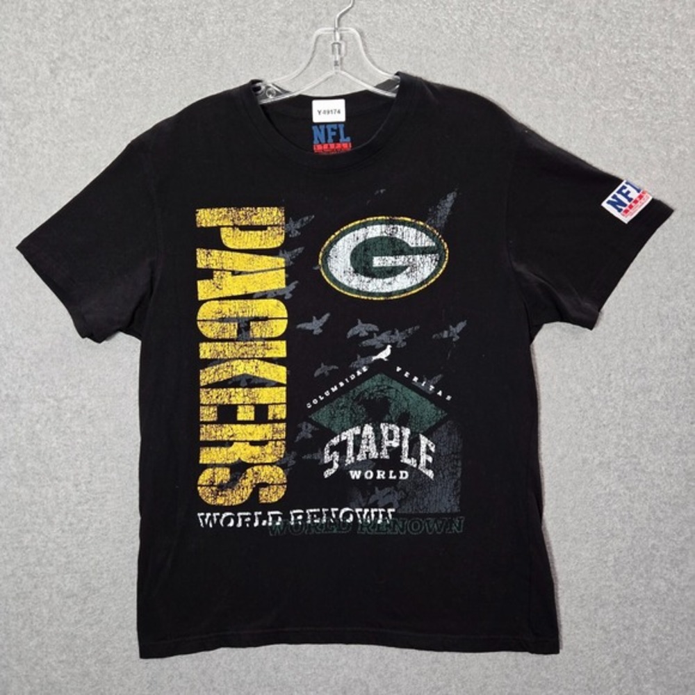 Green Bay Packers Men‎ Shirt Medium Black NFL Staple World Logo Graphic Tee